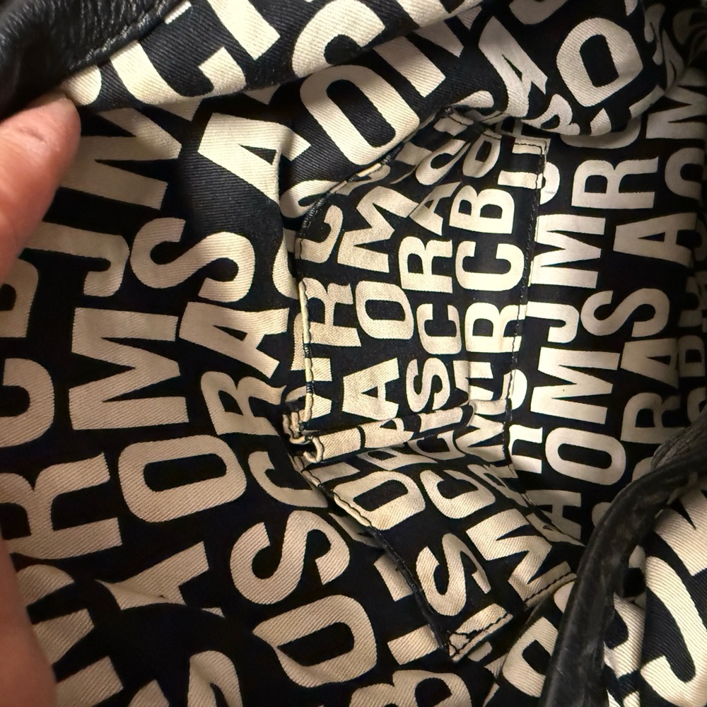 Marc by Marc Jacob’s Black Leather Women's hobo Bag - Picture 5 of 7